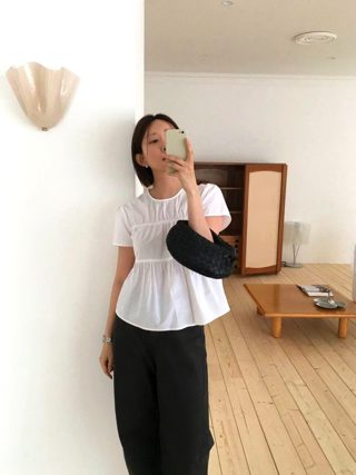 白色
