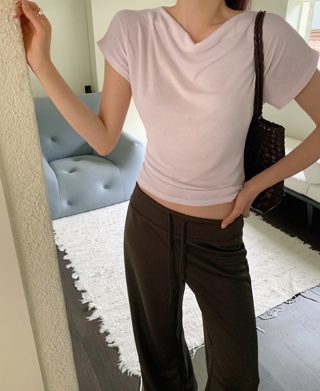灰色