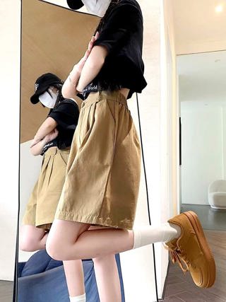 卡其色