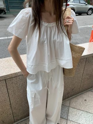 白色