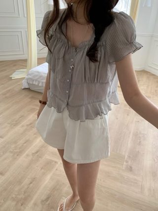 白色