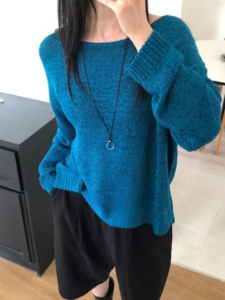 黑色