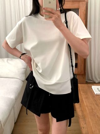 白色