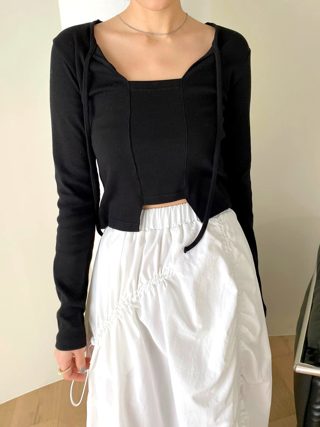 黑色