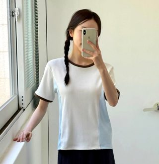 白色