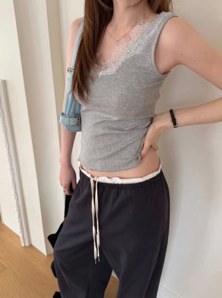 白色