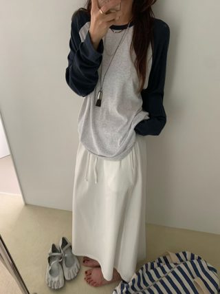 白色