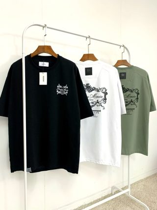 灰色