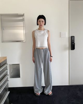 白色