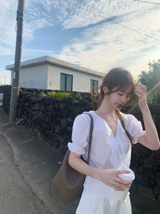 白色
