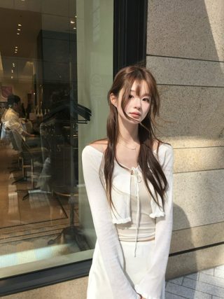 白色