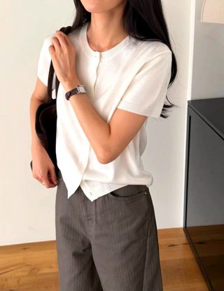 白色