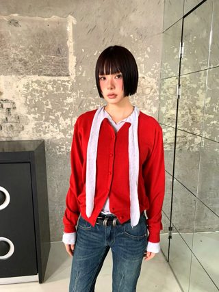 红色
