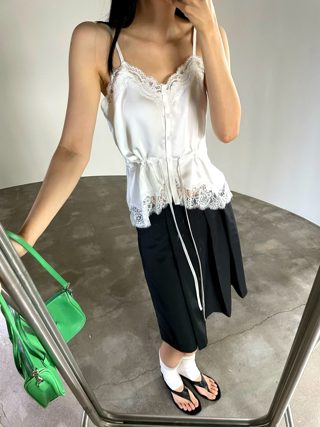 白色