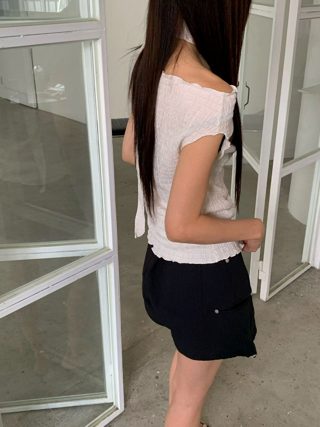 黑色