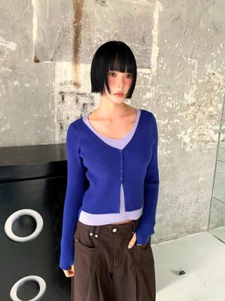 蓝色