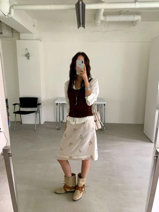 黄色