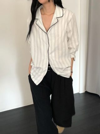 白色