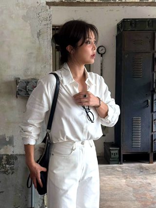 白色