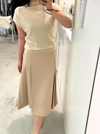 米色