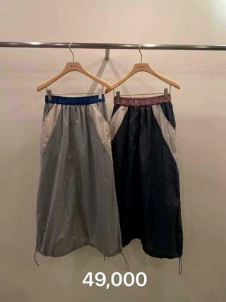 灰色