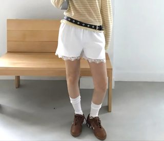 白色