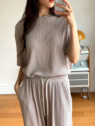 米色