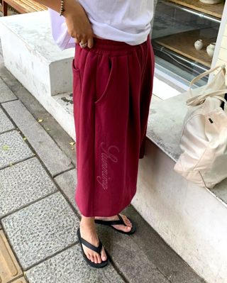 红色