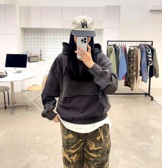 蓝色