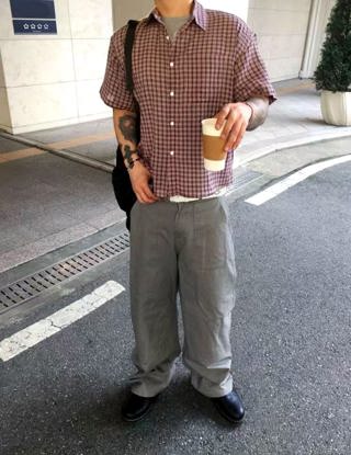 红色
