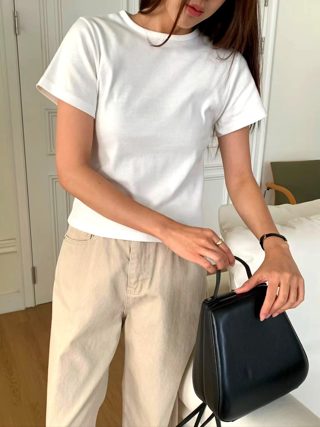 白色