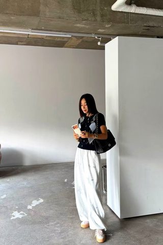 白色