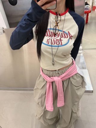 藏青色