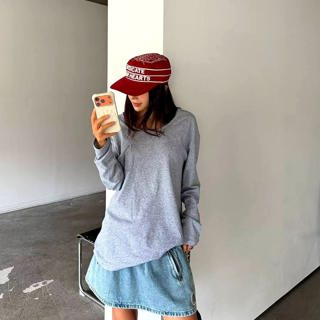 灰色