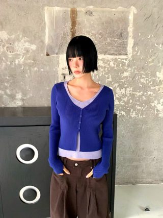 蓝色
