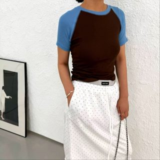 白色