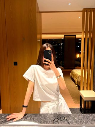 白色