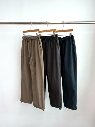 卡其色