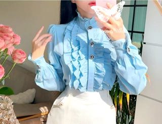 蓝色