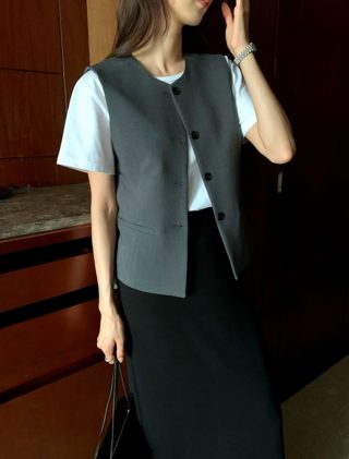 灰色