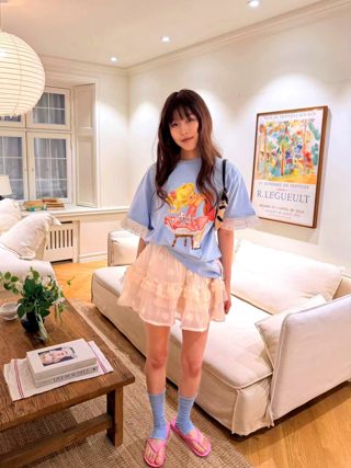 蓝色