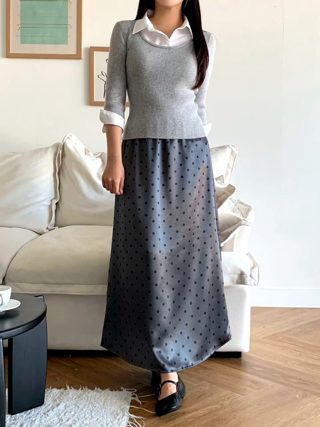 灰色