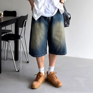 蓝色