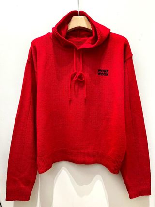 红色