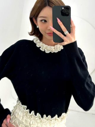 黑色