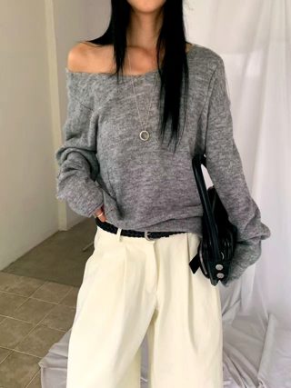 灰色