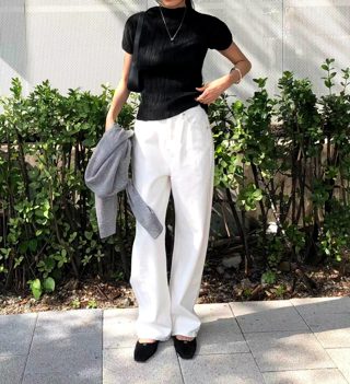 黑色