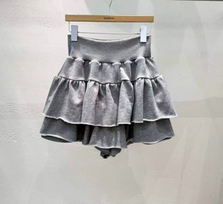 灰色