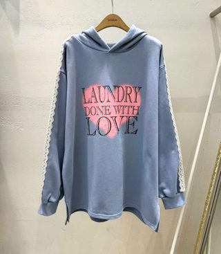 天蓝色