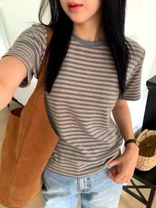 灰色